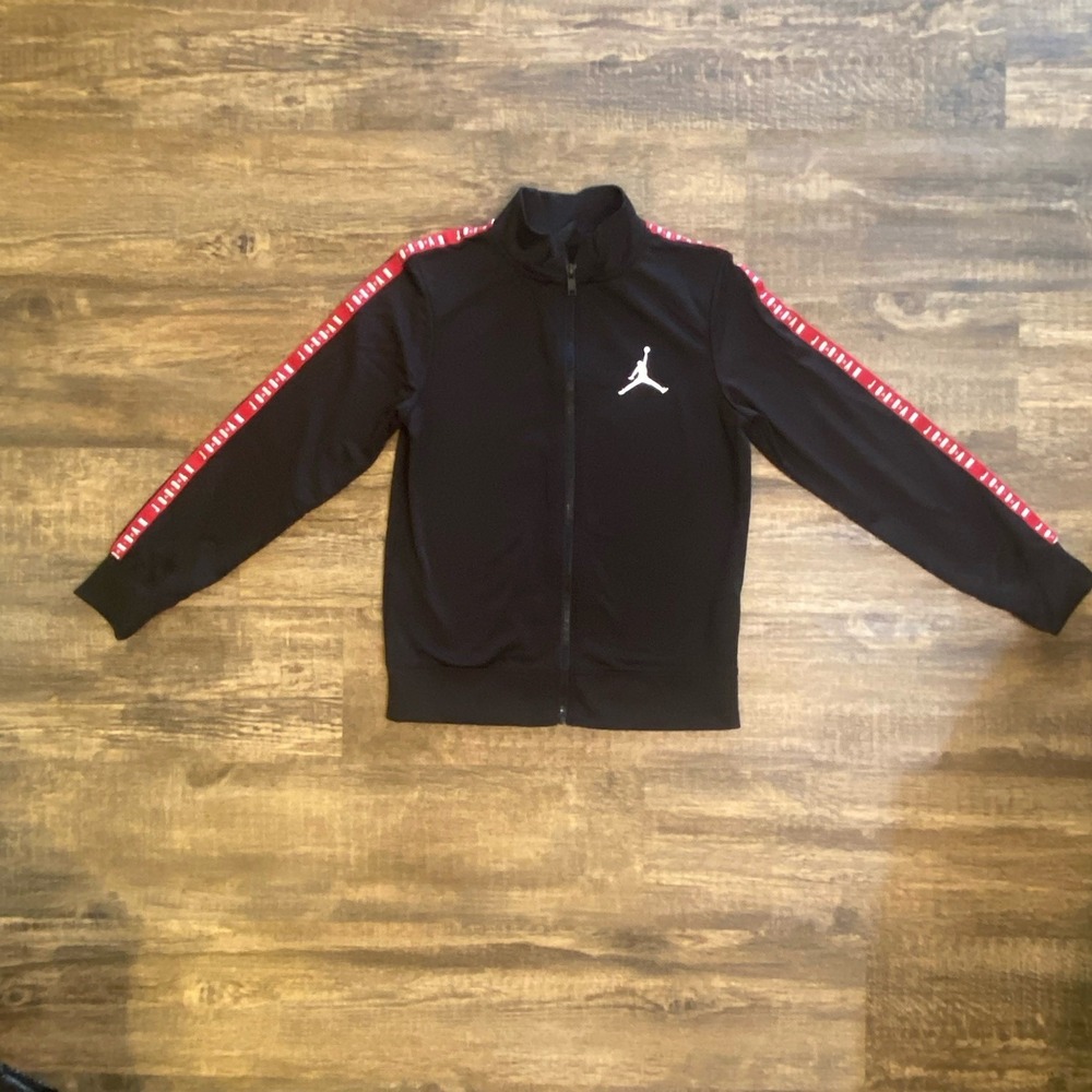Jordan Track Jacket Boys‎ Medium 10/12 Lightweight Black EUC